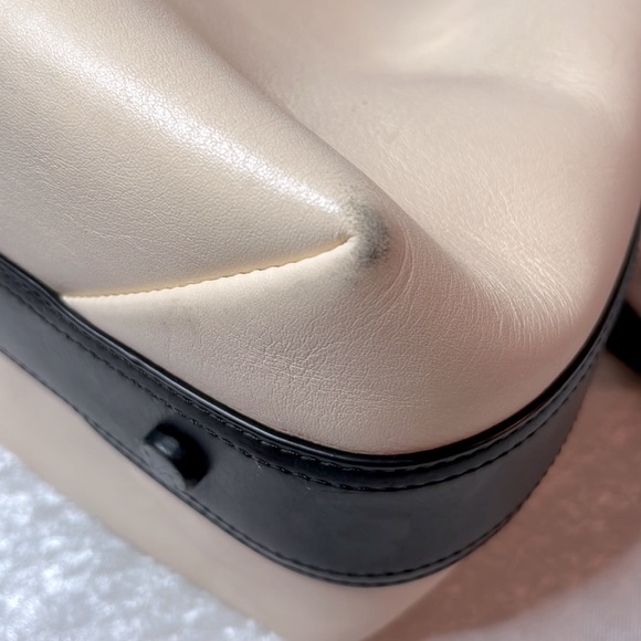 3.1 Philip Lim Bucket Bag - Picture 4 of 6